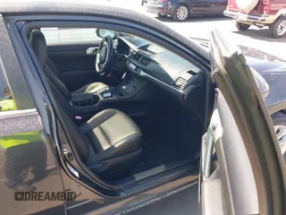 2011 Lexus CT 200h with VIN JTHKD5BH2B2040664, listed as a IAAI auction lot 40053641 with 55,119 mi miles and . Bid and sale history available at DreamBid. Image 5.