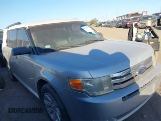 2009 Ford Flex SE with VIN 2FMDK51C89BA58110, listed as a IAAI auction lot 41755051 with 262,814 mi miles. Bid and sale history available at carsss.com. Image 1.