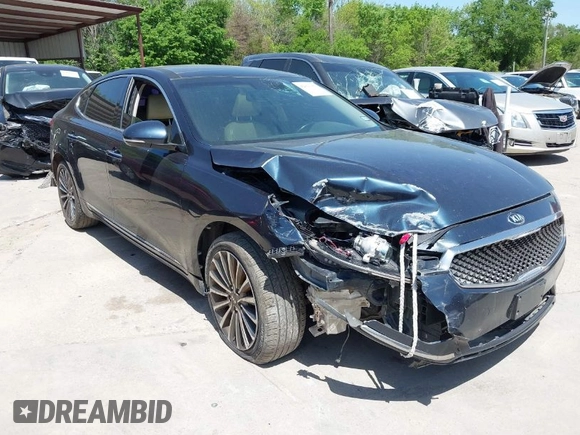 2017 Kia Cadenza Premium with VIN KNALC4J14H5041469, listed as a IAAI auction lot 42021353 with 127,081 mi miles. Bid and sale history available at carsss.com. Image 1.