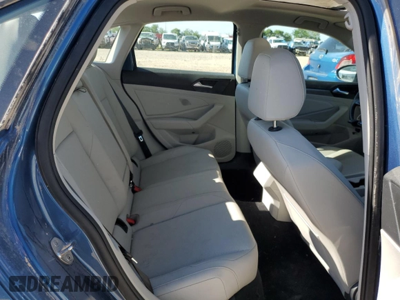 2019 Volkswagen Jetta SEL with VIN 3VWE57BU5KM059736, listed as a Copart auction lot 56608925 with 110,555 mi miles and Clean title. Bid and sale history available at DreamBid. Image 10.