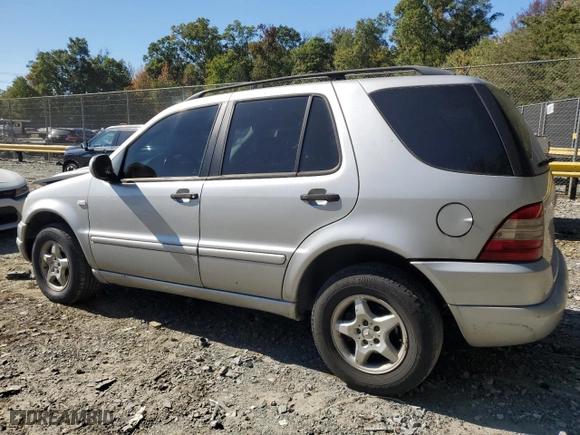 2001 Mercedes-Benz M-Class with VIN 4JGAB54E81A274037, listed as a Copart auction lot 76555544 with 202,446 mi miles and Salvage Title. Bid and sale history available at carsss.com. Image 2.