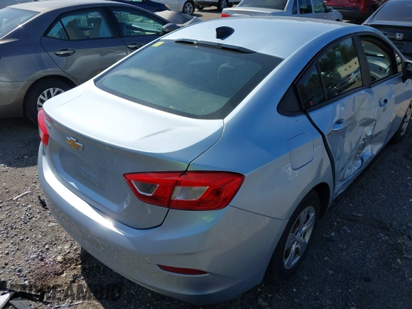 2017 Chevrolet Cruze LS with VIN 1G1BC5SM4H7224591, listed as a IAAI auction lot 41877647 with 108,114 mi miles and . Bid and sale history available at DreamBid. Image 4.