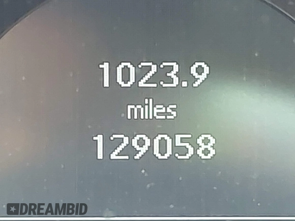 2011 Mercedes-Benz E 550 Luxury with VIN WDDHF9AB9BA442980, listed as a IAAI auction lot 42439893 with 129,058 mi miles and . Bid and sale history available at DreamBid. Image 15.