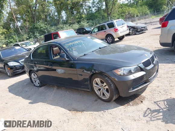 2006 BMW 3 Series 330xi with VIN WBAVD33526KV66805, listed as a IAAI auction lot 40047893 with 167,625 mi miles. Bid and sale history available at carsss.com. Image 1.