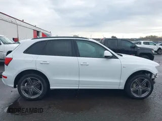 2014 Audi Q5 Premium Plus with VIN WA1DMAFP2EA031634, listed as a IAAI auction lot 41499664 with 137,842 mi miles and . Bid and sale history available at DreamBid. Image 14.