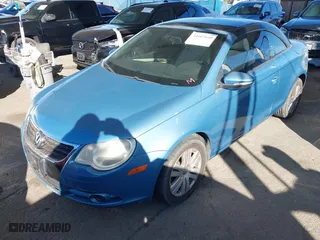 2010 Volkswagen Eos Komfort with VIN WVWBA7AH4AV018914, listed as a IAAI auction lot 41603640 with 86,748 mi miles. Bid and sale history available at carsss.com. Image 17.