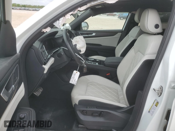 2024 Volkswagen Atlas SEL Premium R-Line с VIN 1V2FE2CA9RC205256, выставлен на аукционе Copart как лот 50717495 с пробегом 22 786 миль миль и Списание • Salvage title. История ставок и продаж доступна на DreamBid. Изображение 7.