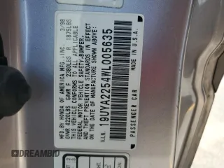 1998 Acura CL Premium z VIN 19UYA2254WL005635, wystawiony jako Copart lot #59755425 z przebiegiem 170 798 mil mil oraz Szkoda całkowita • Salvage title. Historia ofert i sprzedaży dostępna na DreamBid. Obrazek 12.