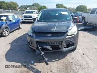 2016 Ford Escape S with VIN 1FMCU0F75GUB30893, listed as a IAAI auction lot 41472841 with 67,105 mi miles. Bid and sale history available at carsss.com. Image 13.