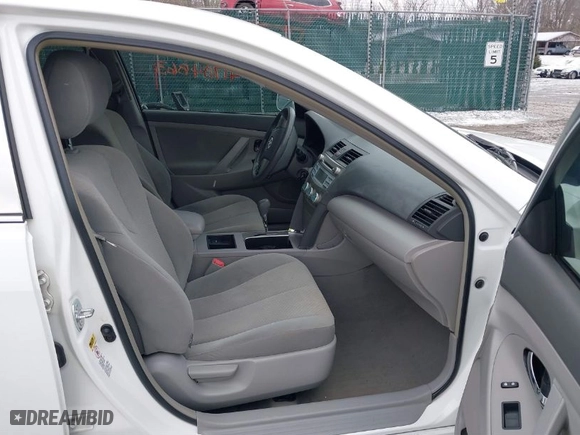 2007 Toyota Camry CE with VIN 4T1BE46K47U706106, listed as a IAAI auction lot 41704863 with 64,156 mi miles. Bid and sale history available at carsss.com. Image 5.