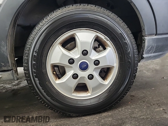 2018 Ford Transit with VIN 1FTYR1YG2JKB43974, listed as a IAAI auction lot 41852638 with 104,713 mi miles and . Bid and sale history available at DreamBid. Image 30.