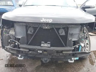 2021 Jeep Grand Cherokee Overland z VIN 1C4RJFCG4MC621214, wystawiony jako IAAI lot #42188010 z przebiegiem 15 559 mil mil oraz . Historia ofert i sprzedaży dostępna na DreamBid. Obrazek 6.
