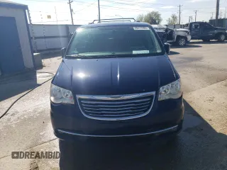 2015 Chrysler Town & Country Touring with VIN 2C4RC1BG3FR522036, listed as a Copart auction lot 89411405 with 149,603 mi miles and Clean Title. Bid and sale history available at carsss.com. Image 5.
