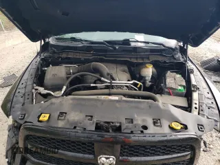 2017 Ram 1500 Express z VIN 1C6RR7FT7HS690036, wystawiony jako Copart lot #55170375 z przebiegiem 56 965 mil mil oraz Szkoda całkowita • Salvage title. Historia ofert i sprzedaży dostępna na DreamBid. Obrazek 11.