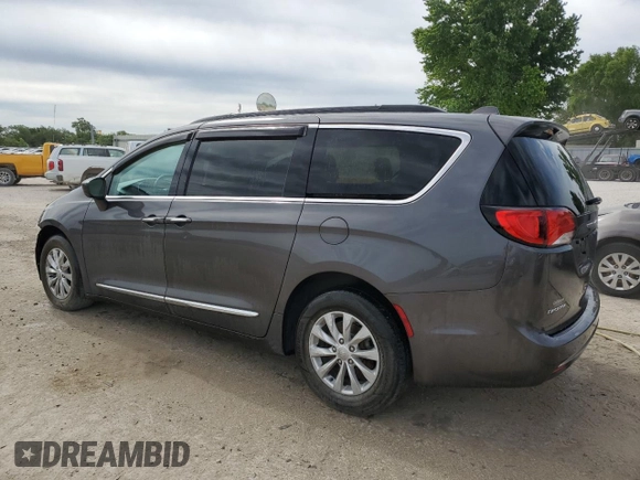 2017 Chrysler Pacifica Touring L with VIN 2C4RC1BG7HR569315, listed as a Copart auction lot 47018605 with 131,519 mi miles and Salvage Title. Bid and sale history available at DreamBid. Image 2.