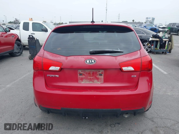 2013 Kia Forte SX с VIN KNAFW5A36D5658880, выставлен на аукционе IAAI как лот 42432259 с пробегом 176 721 миль миль и . История ставок и продаж доступна на DreamBid. Изображение 17.