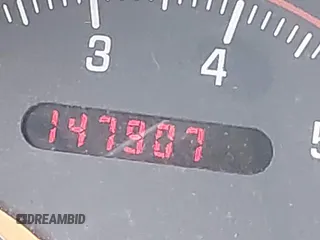 2005 Pontiac Grand Am SE with VIN 1G2NE52E85M247297, listed as a IAAI auction lot 41701641 with 147,907 mi miles. Bid and sale history available at carsss.com. Image 12.