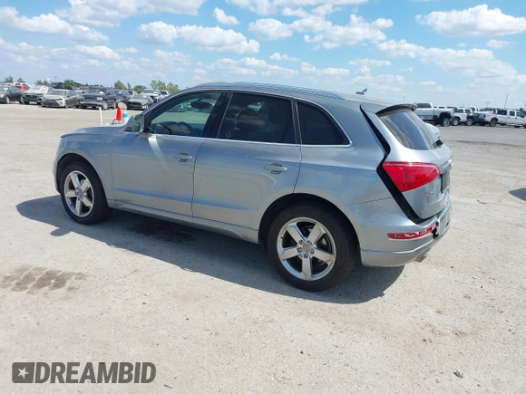 2010 Audi Q5 Prestige z VIN WA1VKAFP9AA076476, wystawiony jako IAAI lot #40381290 z przebiegiem 144 876 mil mil oraz . Historia ofert i sprzedaży dostępna na DreamBid. Obrazek 3.