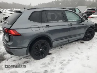 2023 Volkswagen Tiguan SE R-Line Black with VIN 3VV8B7AX2PM108307, listed as a Copart auction lot 43910665 with 21,448 mi miles and Salvage Title. Bid and sale history available at DreamBid. Image 3.