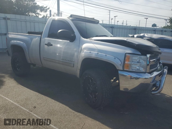 2012 Chevrolet Silverado 1500 LT with VIN 1GCNKSE03CZ142394, listed as a Copart auction lot 69772854 with 178,474 mi miles and Salvage Title. Bid and sale history available at DreamBid. Image 4.