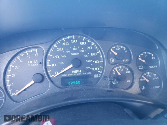 2002 Chevrolet Suburban Z71 with VIN 3GNFK16ZX2G298434, listed as a Copart auction lot 43641805 with 0 mi miles and Salvage Title. Bid and sale history available at carsss.com. Image 9.
