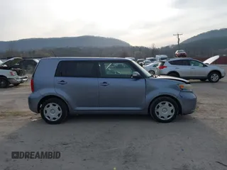 2009 Scion xB z VIN JTLKE50E491091028, wystawiony jako IAAI lot #41780023 z przebiegiem 171 204 mil mil oraz . Historia ofert i sprzedaży dostępna na DreamBid. Obrazek 13.