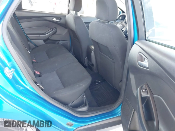 2016 Ford Focus SE with VIN 1FADP3FE3GL226145, listed as a IAAI auction lot 42166519 with 85,769 mi miles. Bid and sale history available at carsss.com. Image 8.
