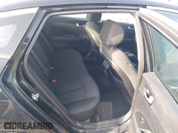 2016 Kia Optima LX with VIN 5XXGT4L36GG018482, listed as a IAAI auction lot 42618862 with 172,001 mi miles and . Bid and sale history available at DreamBid. Image 8.