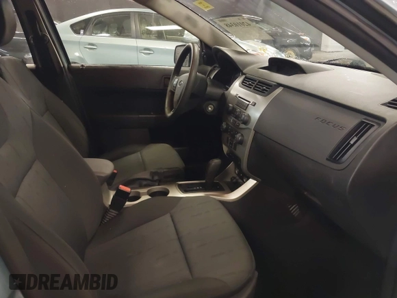 2008 Ford Focus SE with VIN 1FAHP35N98W276325, listed as a IAAI auction lot 42010348 with 47,278 mi miles. Bid and sale history available at carsss.com. Image 5.
