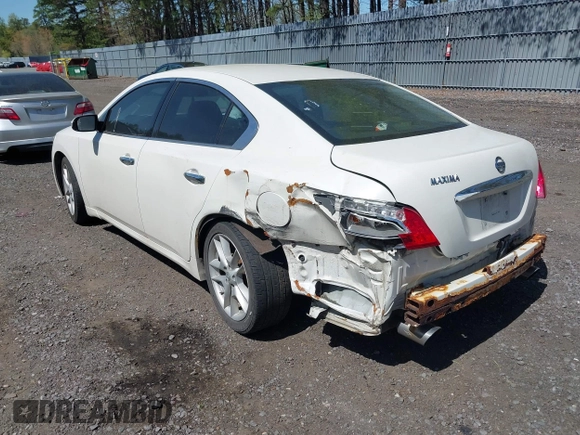 2009 Nissan Maxima SV with VIN 1N4AA51E79C861010, listed as a IAAI auction lot 42135001 with 154,557 mi miles and . Bid and sale history available at DreamBid. Image 3.