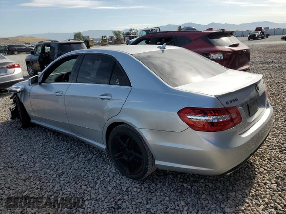 2013 Mercedes-Benz E 350 Luxury with VIN WDDHF8JB4DA771504, listed as a Copart auction lot 58741605 with Not provided miles and Salvage title. Bid and sale history available at DreamBid. Image 2.