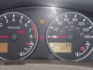 2005 Nissan Pathfinder SE z VIN 5N1AR18W35C725943, wystawiony jako IAAI lot #42119299 z przebiegiem 189 059 mil mil oraz . Historia ofert i sprzedaży dostępna na DreamBid. Obrazek 15.