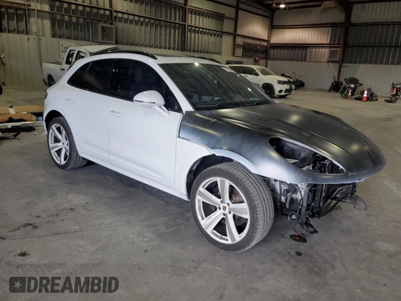 2022 Porsche Macan S z VIN WP1AG2A55NLB23934, wystawiony jako Copart lot #61139885 z przebiegiem 23 012 mil mil oraz Szkoda całkowita • Salvage title. Historia ofert i sprzedaży dostępna na DreamBid. Obrazek 4.