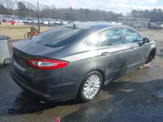 2015 Ford Fusion S Hybrid with VIN 3FA6P0UU9FR283189, listed as a IAAI auction lot 41632307 with 152,653 mi miles. Bid and sale history available at carsss.com. Image 4.