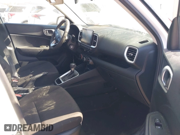 2022 Hyundai Venue SE with VIN KMHRB8A34NU177784, listed as a IAAI auction lot 41879368 with 42,525 mi miles and . Bid and sale history available at DreamBid. Image 5.