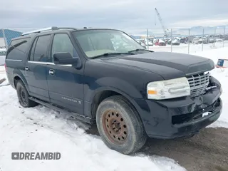 2008 Lincoln Navigator with VIN 5LMFL28578LJ13945, listed as a IAAI auction lot 41472804 with 166,725 mi miles and . Bid and sale history available at DreamBid. Image 1.