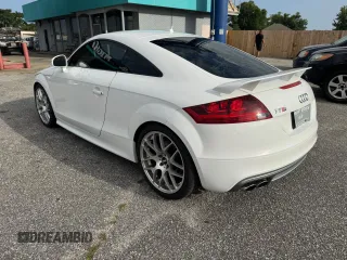 2009 Audi TTS Prestige z VIN TRUUF38J191024061, wystawiony jako Copart lot #60684175 z przebiegiem 88 329 mil mil oraz Czysty tytuł • Clean title. Historia ofert i sprzedaży dostępna na DreamBid. Obrazek 3.