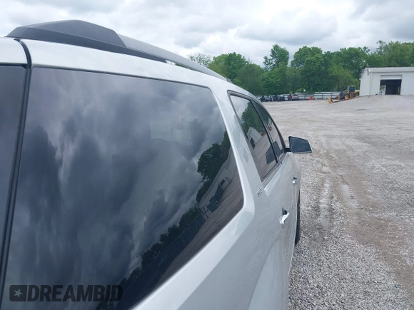 2014 GMC Acadia SLT z VIN 1GKKRRKD0EJ172280, wystawiony jako IAAI lot #42174588 z przebiegiem 122 284 mil mil oraz . Historia ofert i sprzedaży dostępna na DreamBid. Obrazek 20.