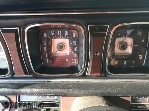 1971 Lincoln Continental with VIN 1Y89A822627, listed as a Copart auction lot 75398604 with 71,553 mi miles and Salvage Title. Bid and sale history available at DreamBid. Image 9.