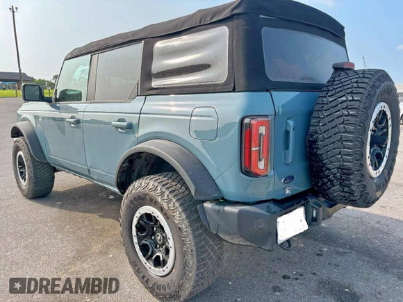 2022 Ford Bronco с VIN 1FMEE5DP3NLB62749, выставлен на аукционе Copart как лот 58267595 с пробегом 59 444 миль миль и Списание • Salvage title. История ставок и продаж доступна на DreamBid. Изображение 3.