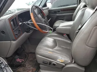2004 Cadillac Escalade with VIN 1GYEK63N44R147220, listed as a Copart auction lot 47893315 with Not provided miles and Salvage title. Bid and sale history available at DreamBid. Image 7.