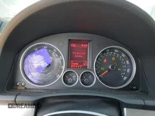 2008 Volkswagen GTI z VIN WVWFV71K88W031929, wystawiony jako Copart lot #50940634 z przebiegiem 173 894 mil mil oraz Szkoda całkowita • Salvage title. Historia ofert i sprzedaży dostępna na DreamBid. Obrazek 9.