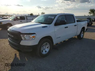2019 Ram 1500 Tradesman z VIN 1C6SRFNT2KN872326, wystawiony jako Copart lot #63645674 z przebiegiem 108 922 mil mil oraz Szkoda całkowita • Salvage title. Historia ofert i sprzedaży dostępna na DreamBid. Obrazek 1.