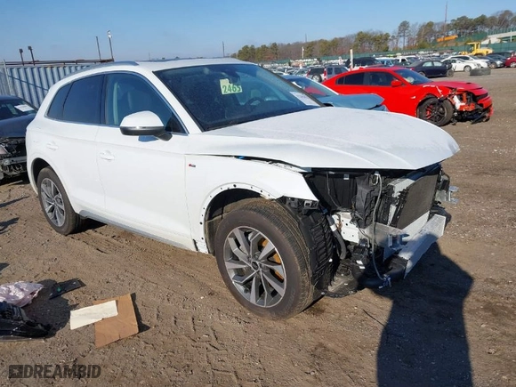 2024 Audi Q5 S line Premium with VIN WA1GAAFYXR2145718, listed as a IAAI auction lot 41261471 with 2,272 mi miles. Bid and sale history available at carsss.com. Image 1.