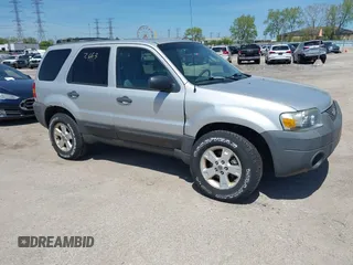 2007 Ford Escape XLT с VIN 1FMYU93187KA96812, выставлен на аукционе IAAI как лот 42242663 с пробегом 127 752 миль миль и . История ставок и продаж доступна на DreamBid. Изображение 1.