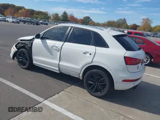 2017 Audi Q3 Premium z VIN WA1ECCFS0HR008186, wystawiony jako IAAI lot #40648800 z przebiegiem 139 379 mil mil oraz . Historia ofert i sprzedaży dostępna na DreamBid. Obrazek 3.