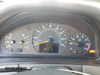 2002 Mercedes-Benz E-Class with VIN WDBJF65J12B488632, listed as a Copart auction lot 87060504 with 273,135 mi miles and Salvage Title. Bid and sale history available at carsss.com. Image 9.