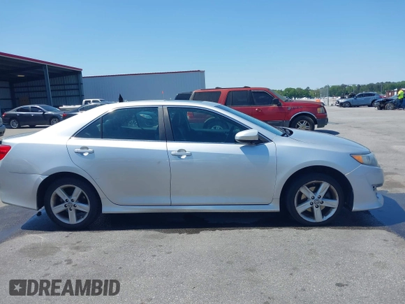 2012 Toyota Camry L with VIN 4T1BF1FK4CU061477, listed as a IAAI auction lot 42004963 with 286,689 mi miles. Bid and sale history available at carsss.com. Image 13.