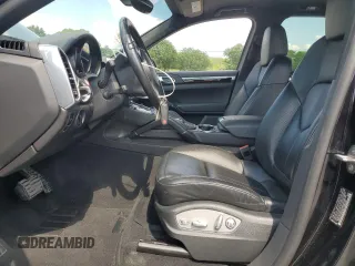 2014 Porsche Cayenne Diesel z VIN WP1AF2A2XELA38306, wystawiony jako Copart lot #63601805 z przebiegiem 136 341 mil mil oraz Szkoda całkowita • Salvage title. Historia ofert i sprzedaży dostępna na DreamBid. Obrazek 7.