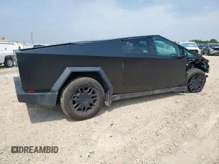 2024 Tesla Cybertruck z VIN 7G2CEHED3RA021099, wystawiony jako Copart lot #57416365 z przebiegiem 4 880 mil mil oraz Szkoda całkowita • Salvage title. Historia ofert i sprzedaży dostępna na DreamBid. Obrazek 3.